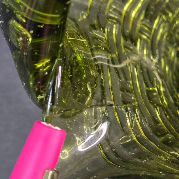 Vintage MCM Green Art Glass Basket Weave Pattern Design & Ruffled Edge *READ* - Picture 6 of 11